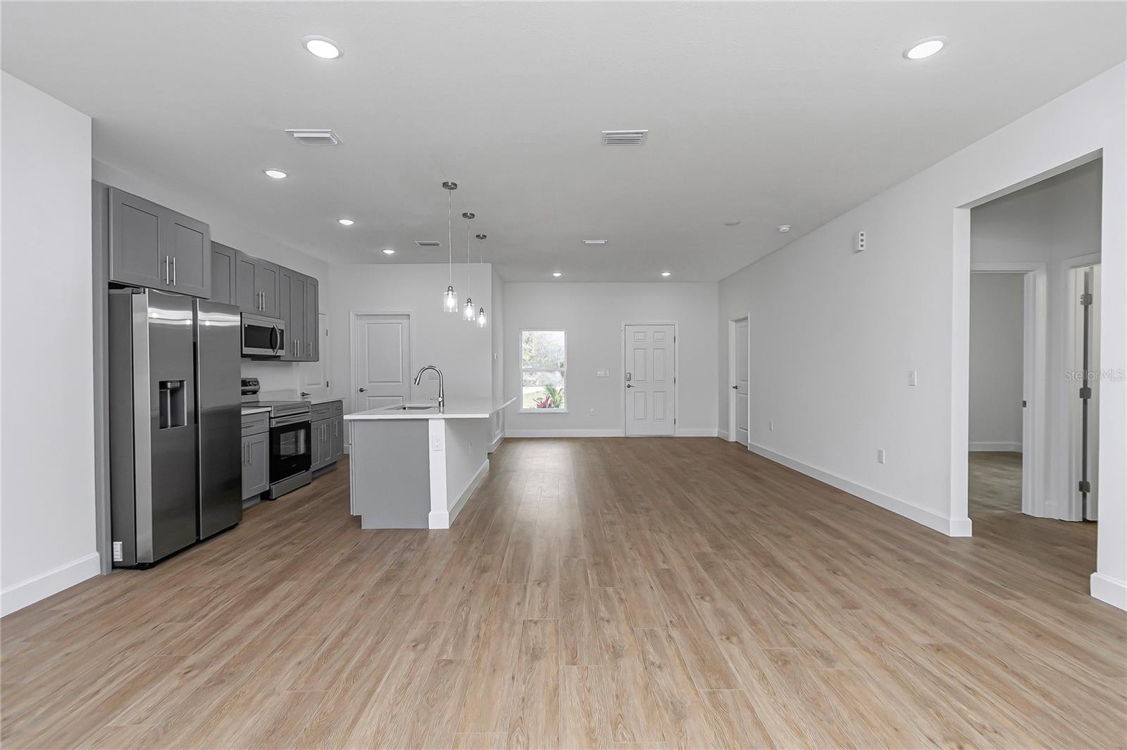 Image 16 of 44 For 13177 67th Avenue