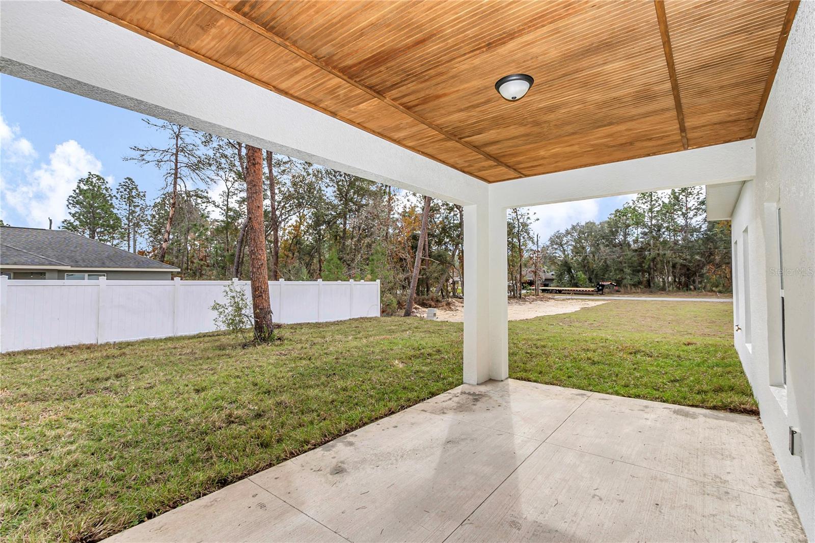 Image 6 of 44 For 13177 67th Avenue