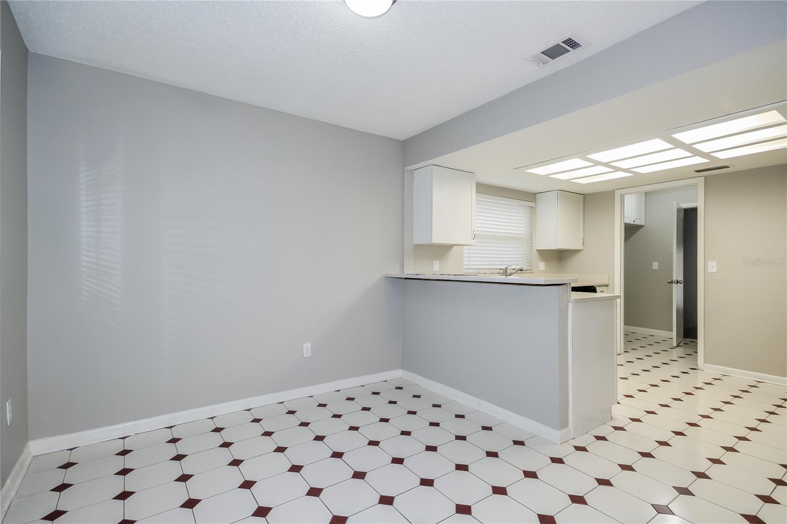 Image 4 of 16 For 2740 Birdland Court