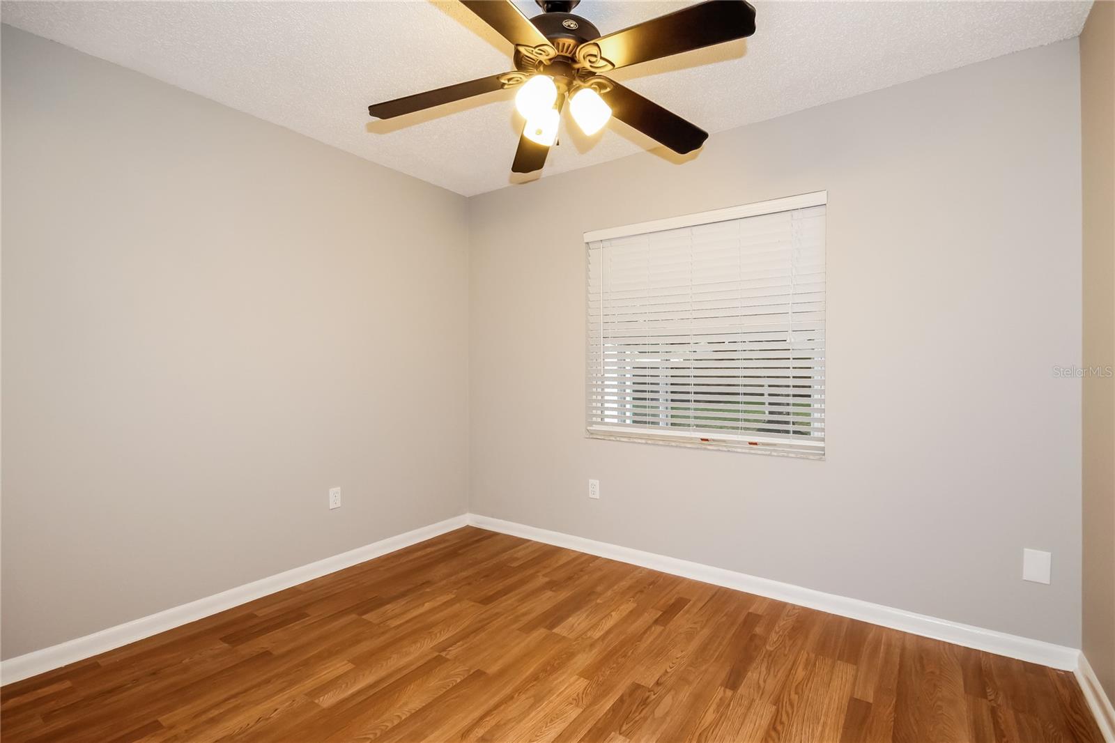 Image 9 of 16 For 2740 Birdland Court