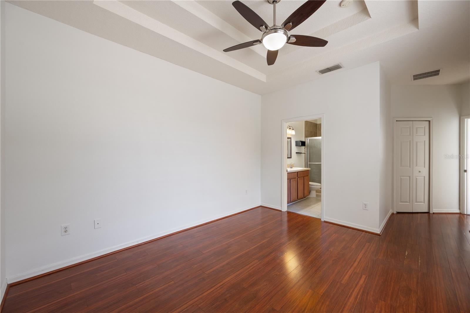 Image 17 of 41 For 13676 Beauregard Place