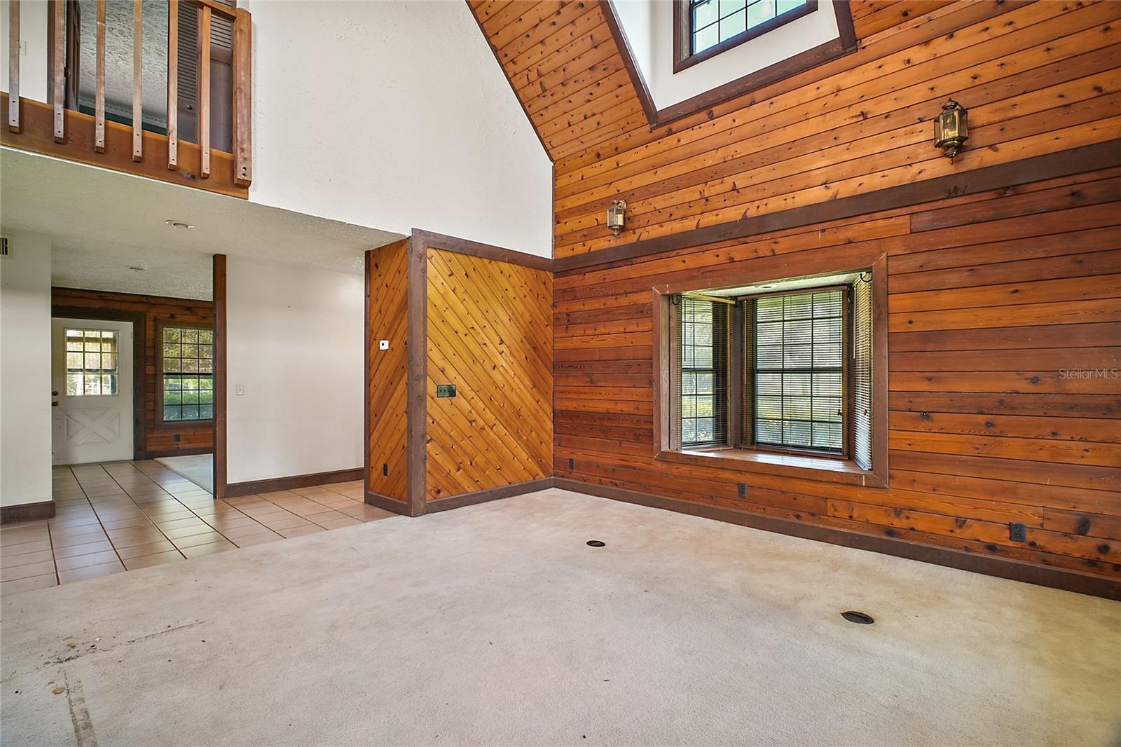 Image 20 of 41 For 17952 Lookout Hill Road