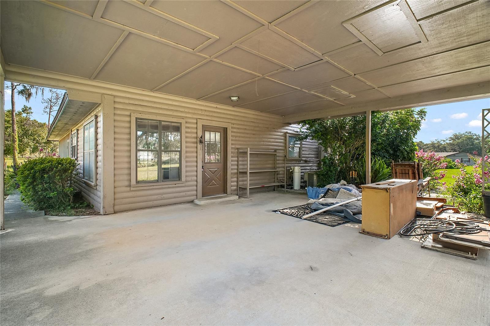 Image 9 of 41 For 17952 Lookout Hill Road