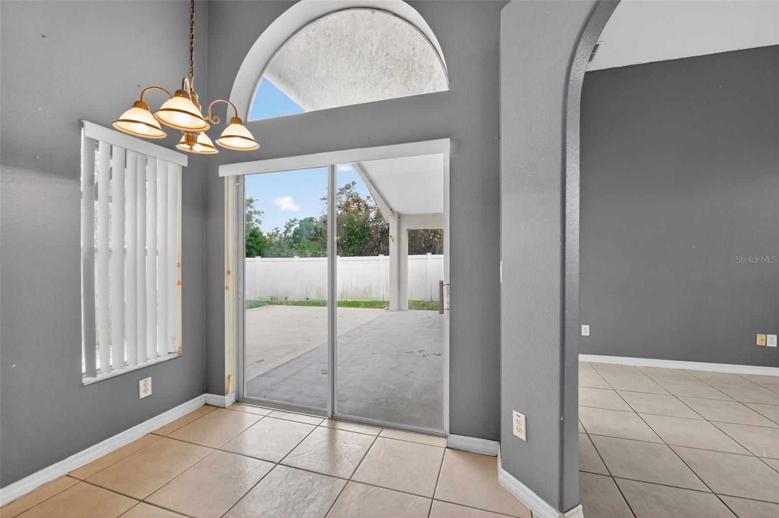 Image 12 of 30 For 4140 Maidu Court