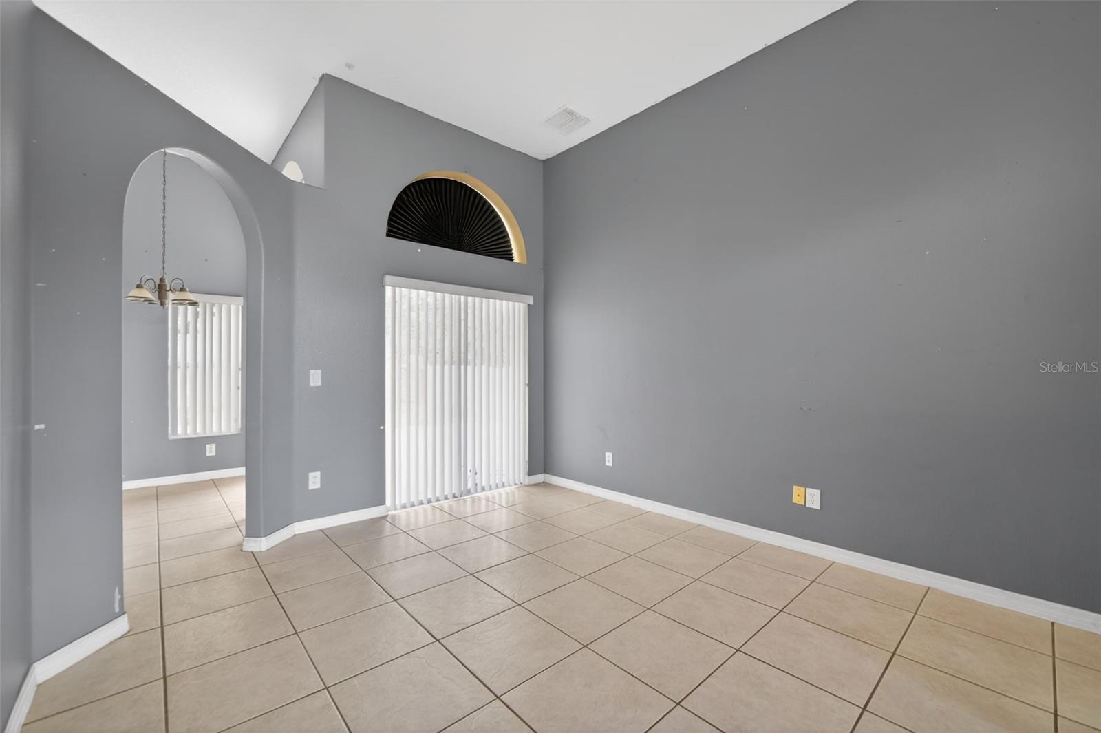 Image 5 of 30 For 4140 Maidu Court