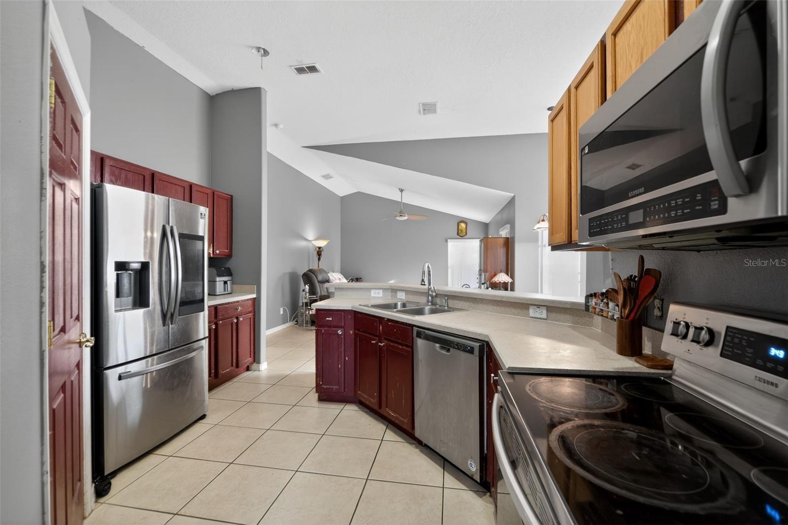 Image 8 of 30 For 4140 Maidu Court