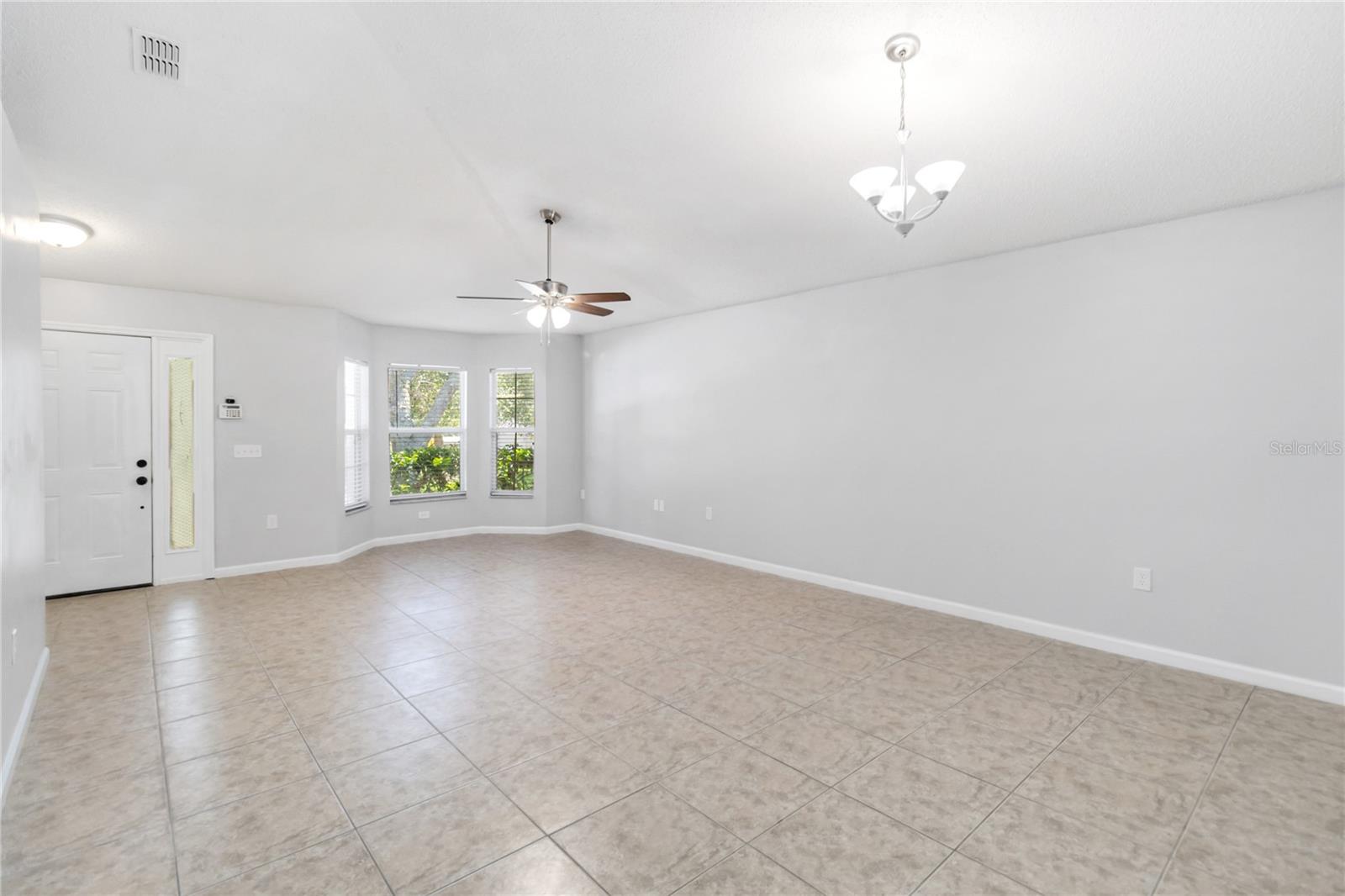 Image 12 of 40 For 2225 Sandridge Circle