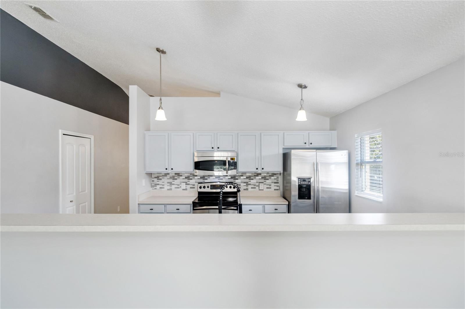 Image 22 of 40 For 2225 Sandridge Circle