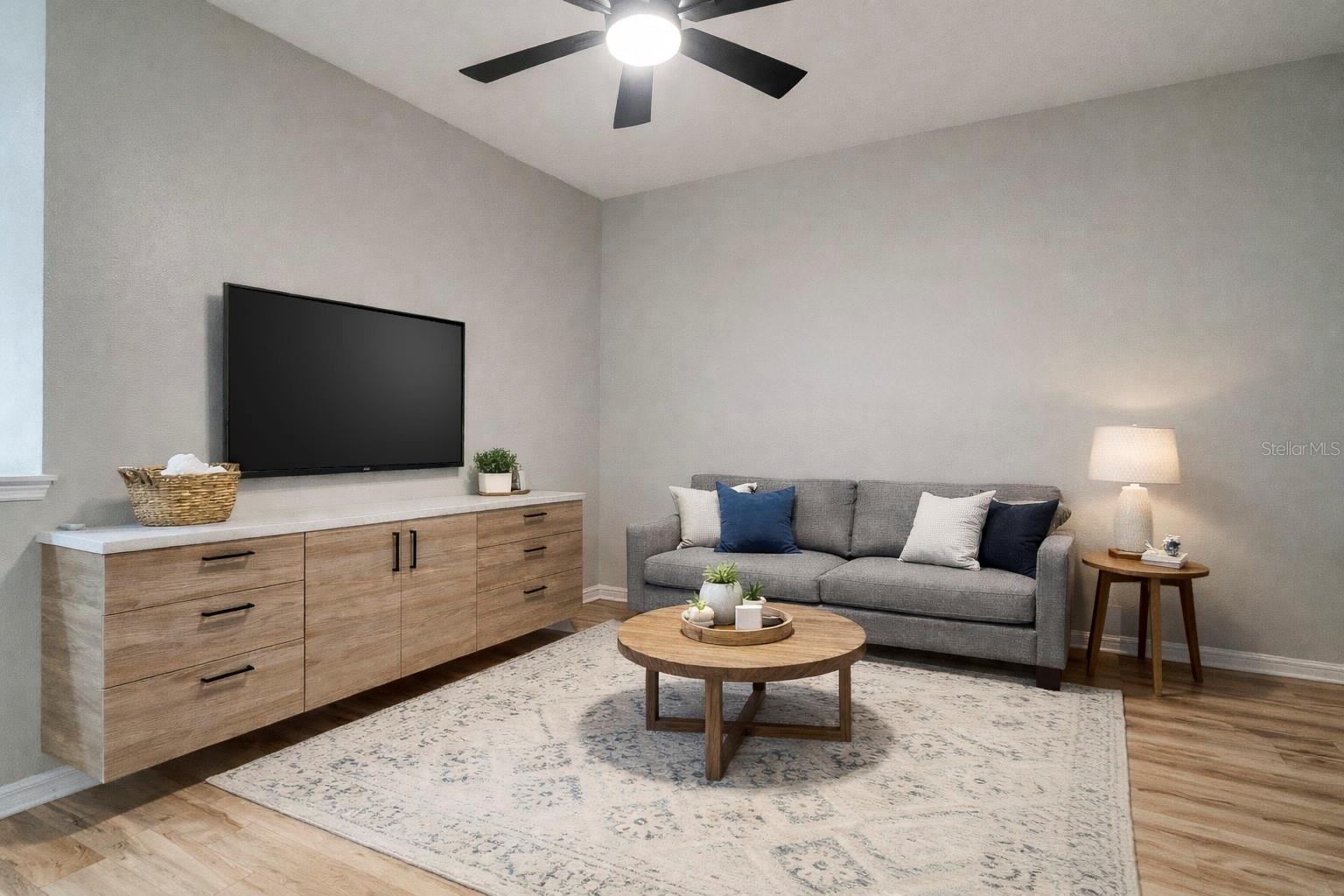 Image 17 of 37 For 814 Walkers Grove Lane