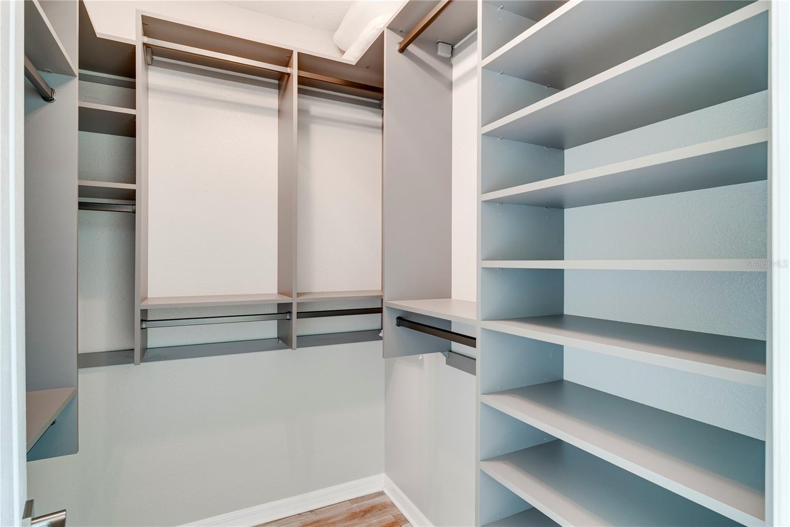 Image 21 of 37 For 814 Walkers Grove Lane