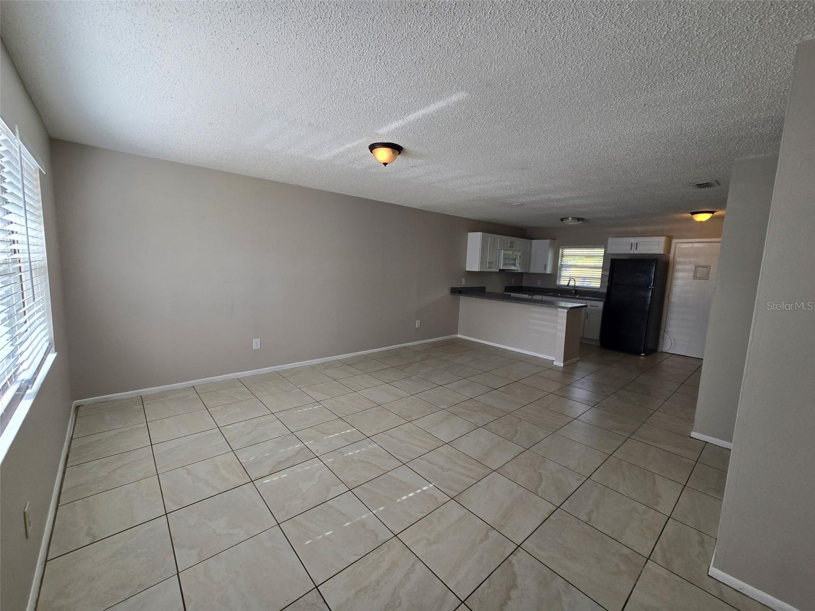 Image 3 of 8 For 385 Lime Street 2