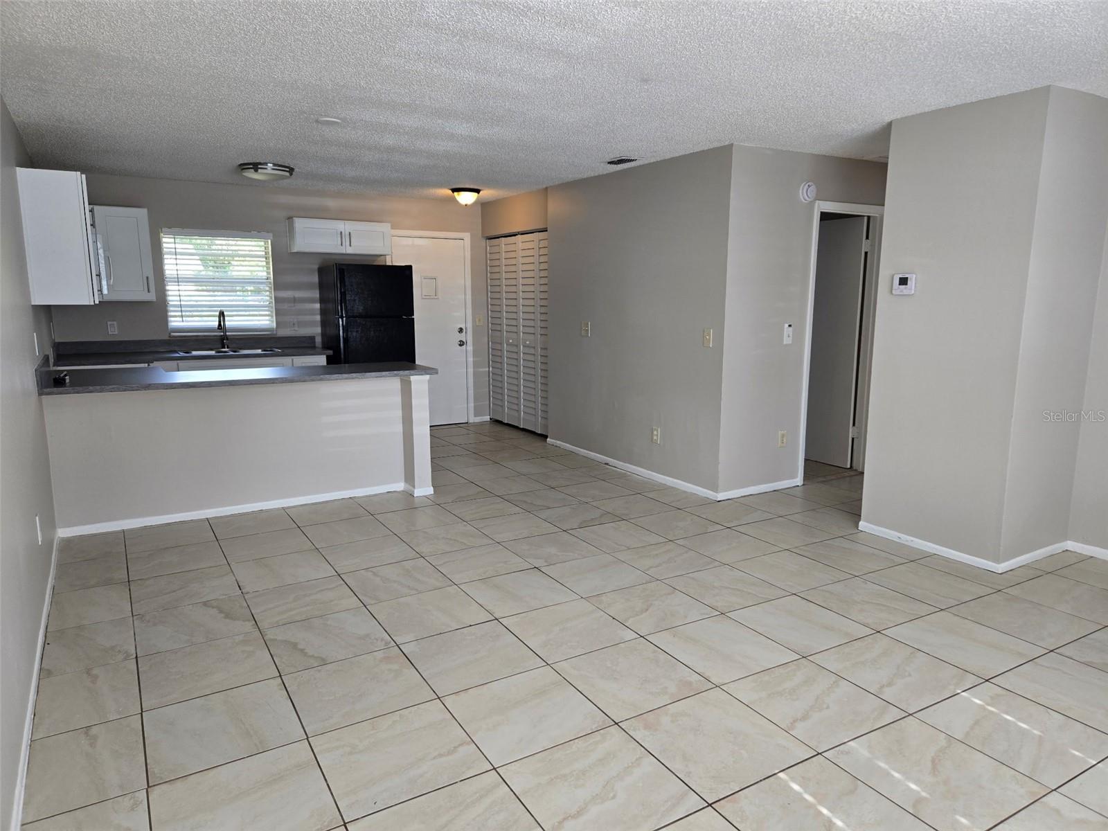 Image 4 of 8 For 385 Lime Street 2