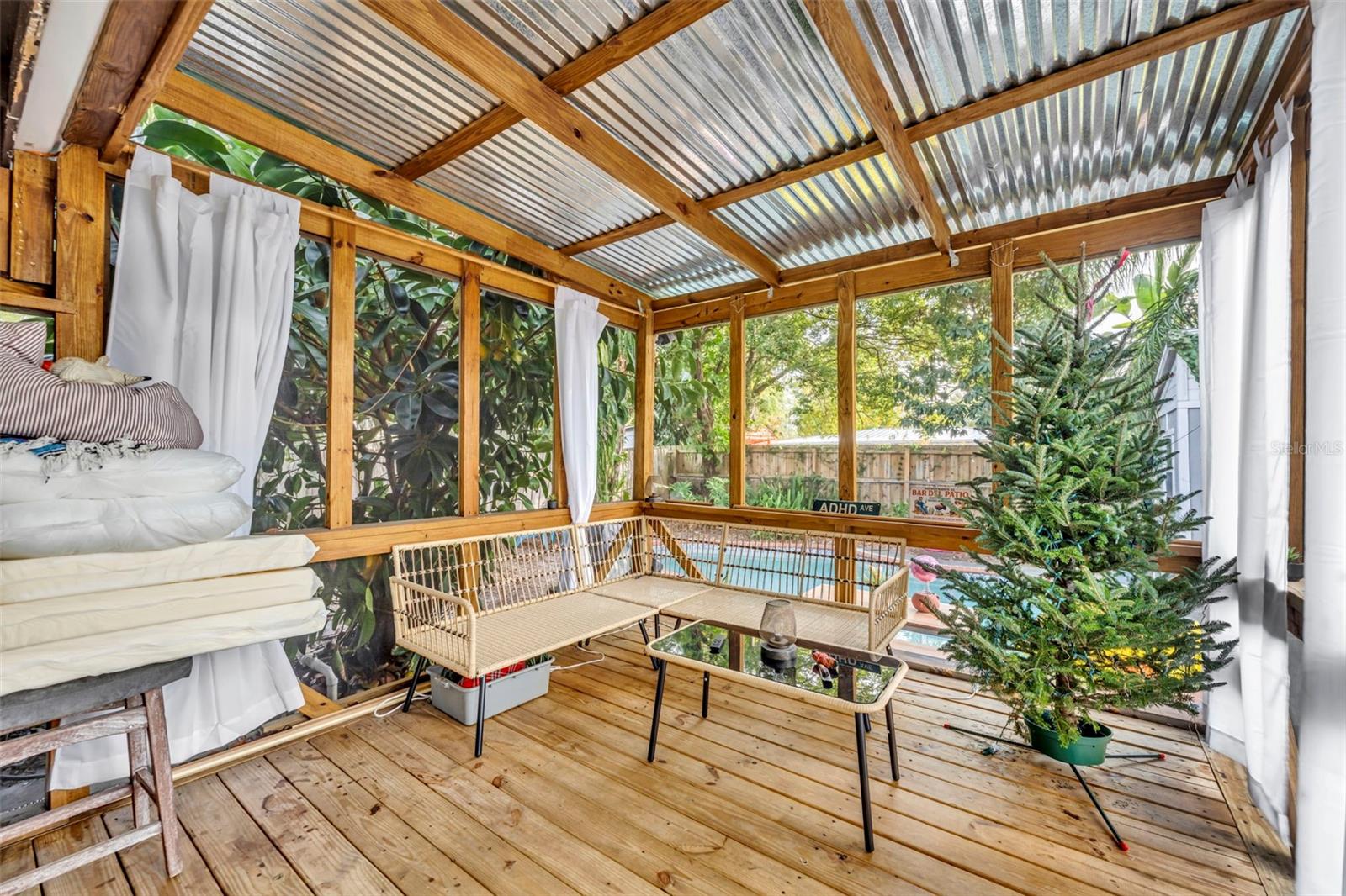 Image 10 of 15 For 414 Muriel Street