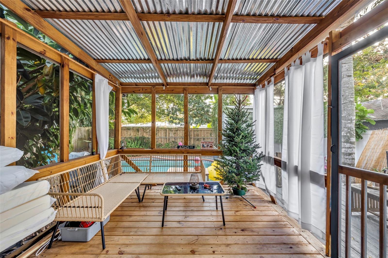 Image 11 of 15 For 414 Muriel Street