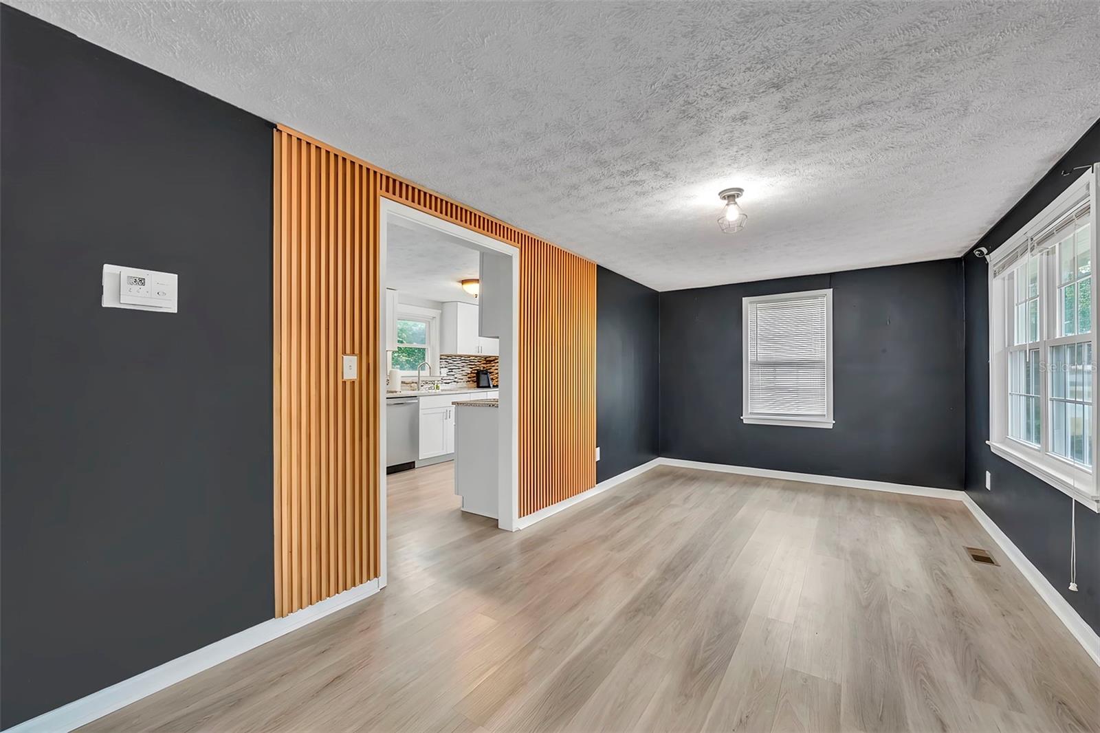 Image 3 of 15 For 414 Muriel Street