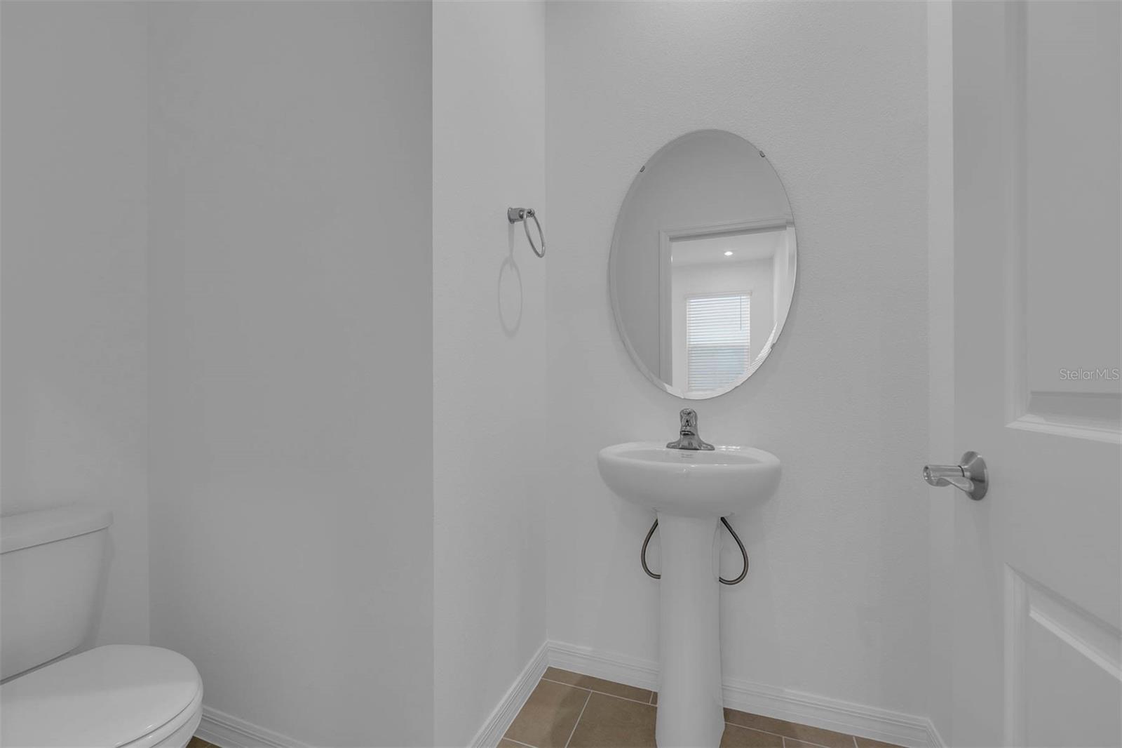 Image 11 of 30 For 425 Belmond Drive