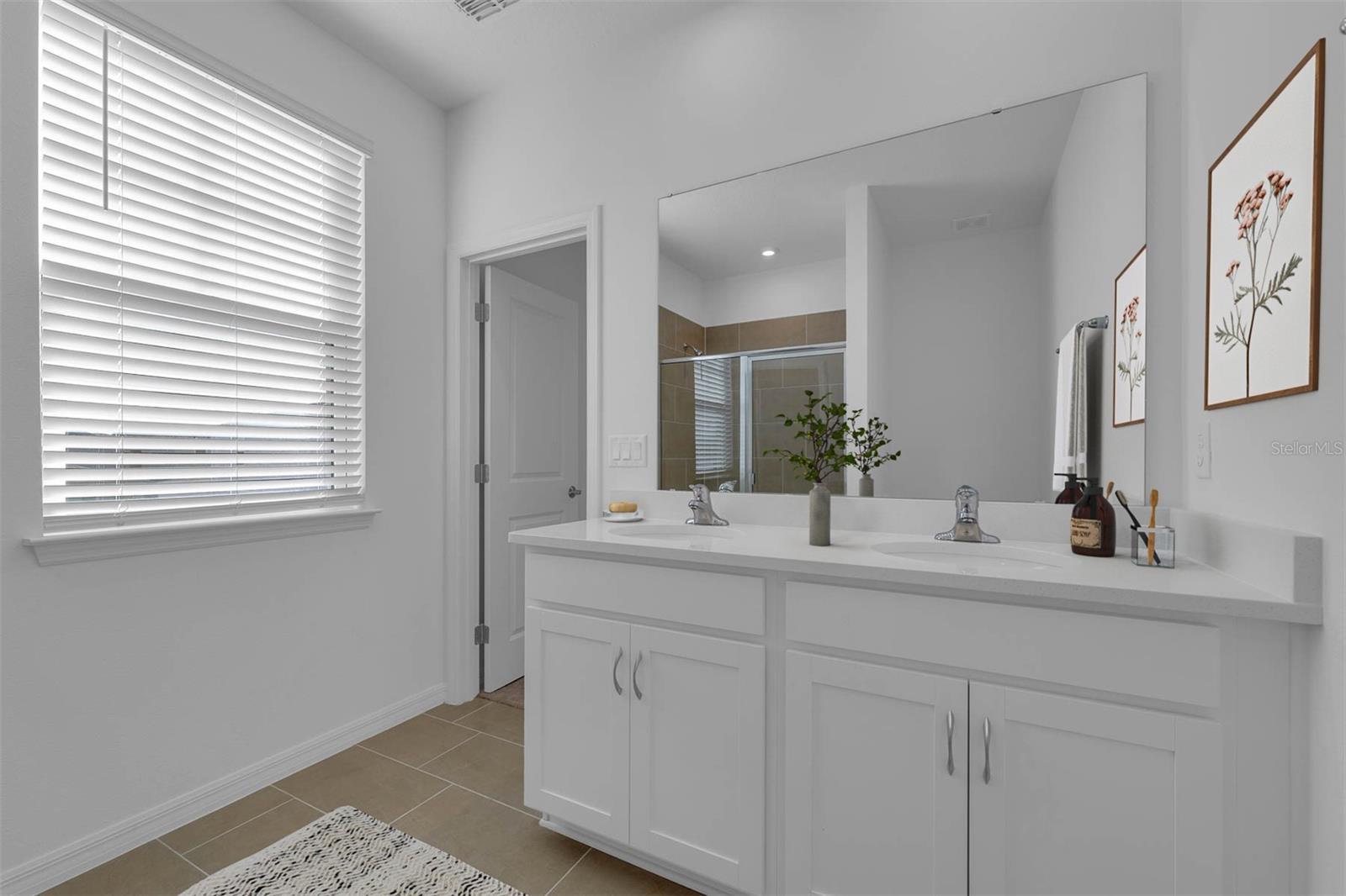 Image 14 of 30 For 425 Belmond Drive