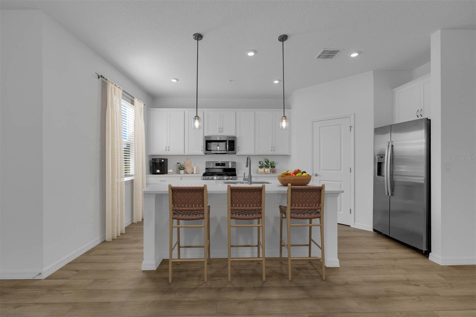 Image 3 of 30 For 425 Belmond Drive