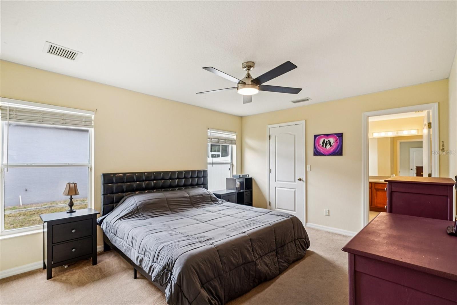 Image 10 of 19 For 10118 Rockdale Drive