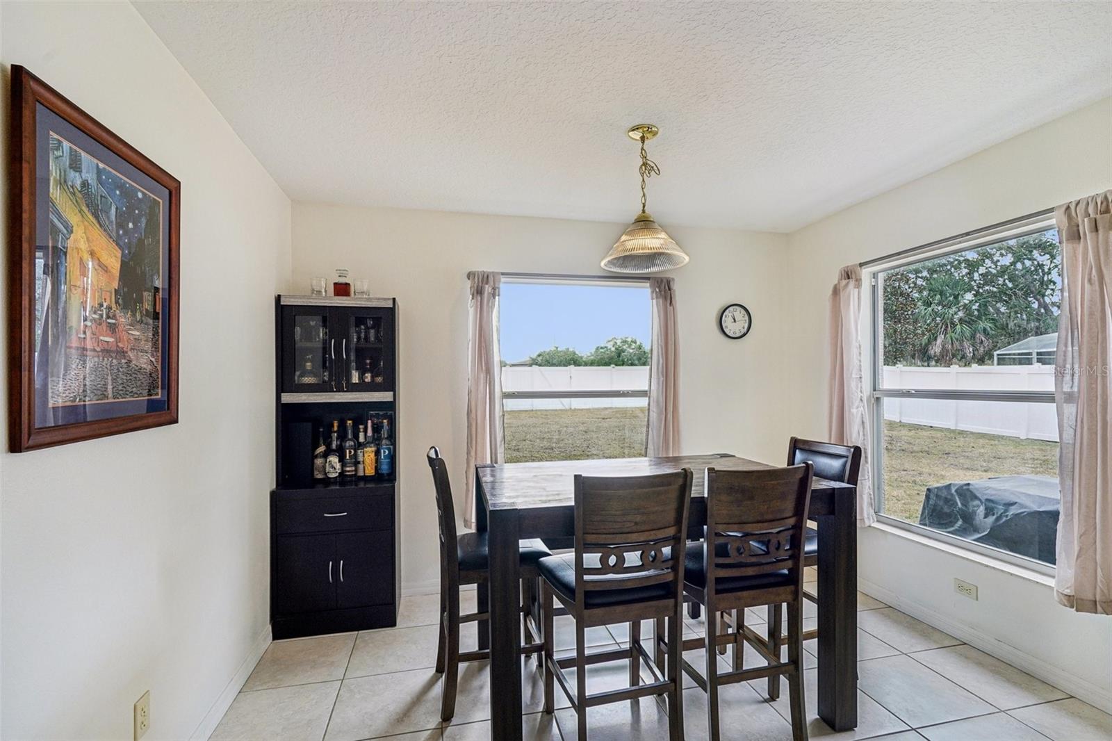 Image 7 of 19 For 10118 Rockdale Drive