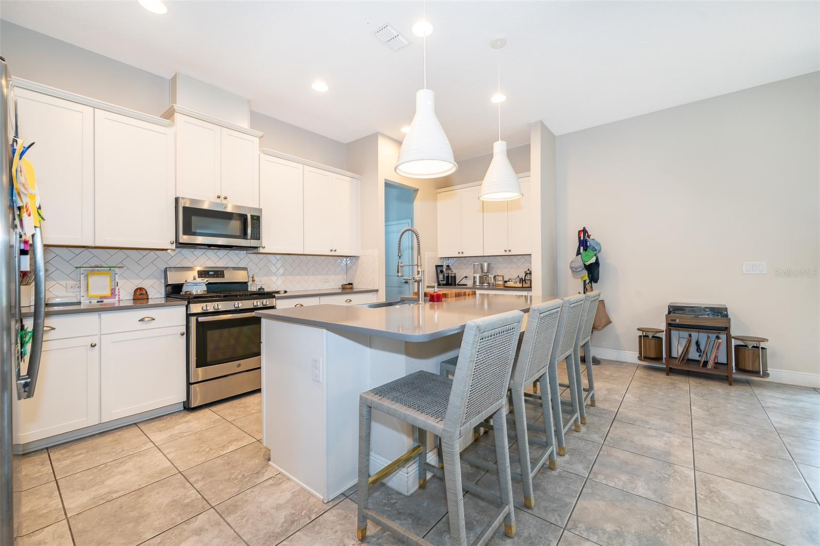 Image 13 of 36 For 7189 Summerlake Groves Street