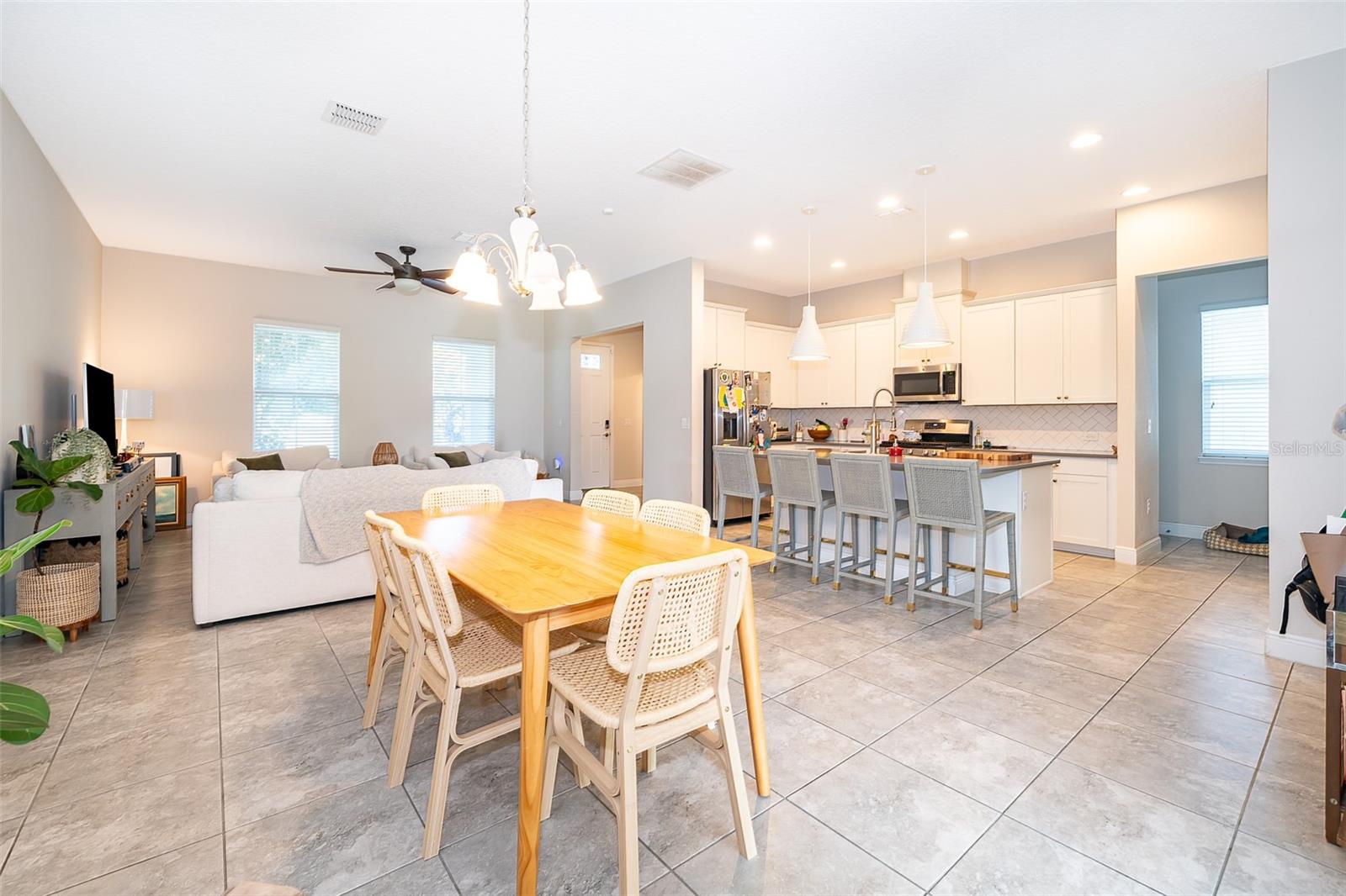 Image 9 of 36 For 7189 Summerlake Groves Street