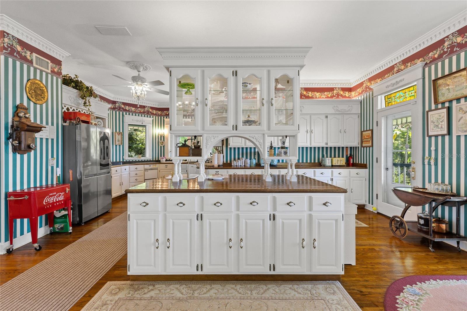 Image 19 of 95 For 6275 Halabrin Road