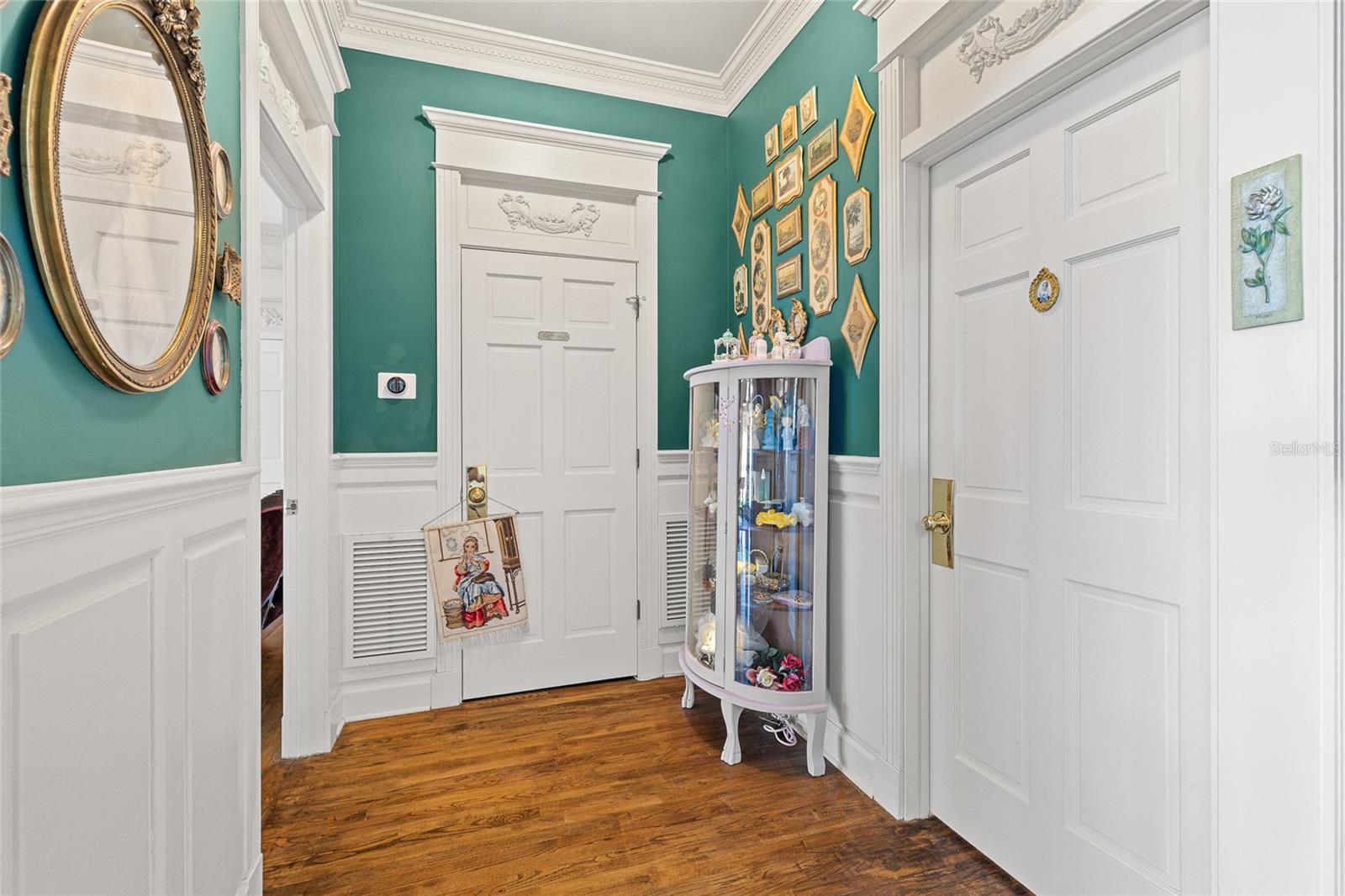 Image 29 of 95 For 6275 Halabrin Road