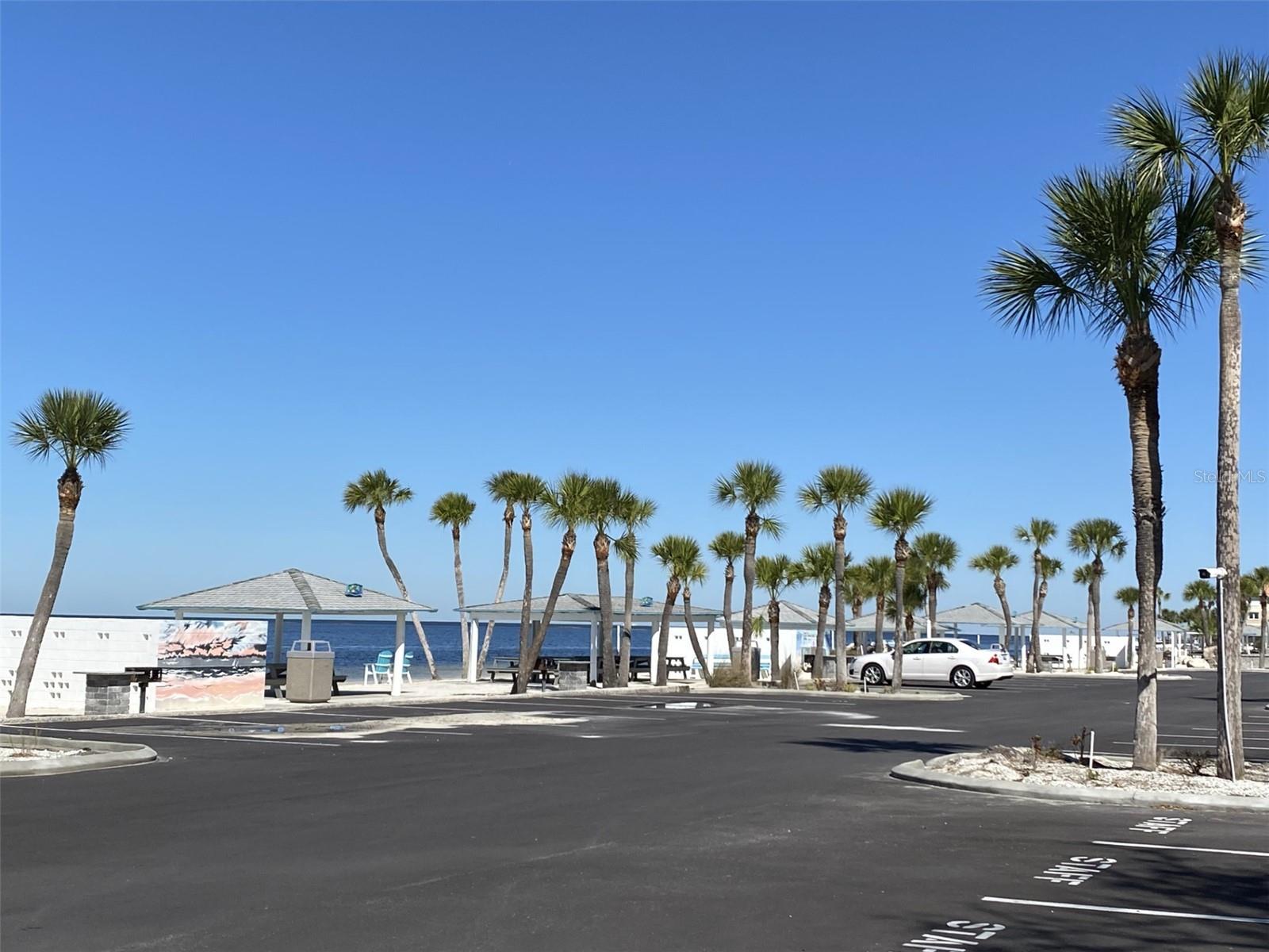 Image 7 of 35 For 4808 Shell Stream Boulevard