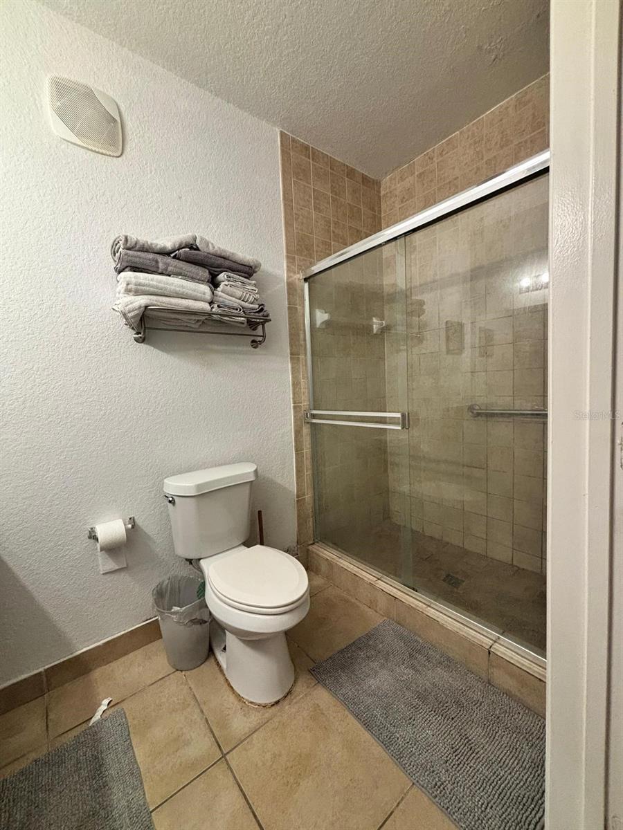 Image 15 of 30 For 8010 Tuscany Way 5105