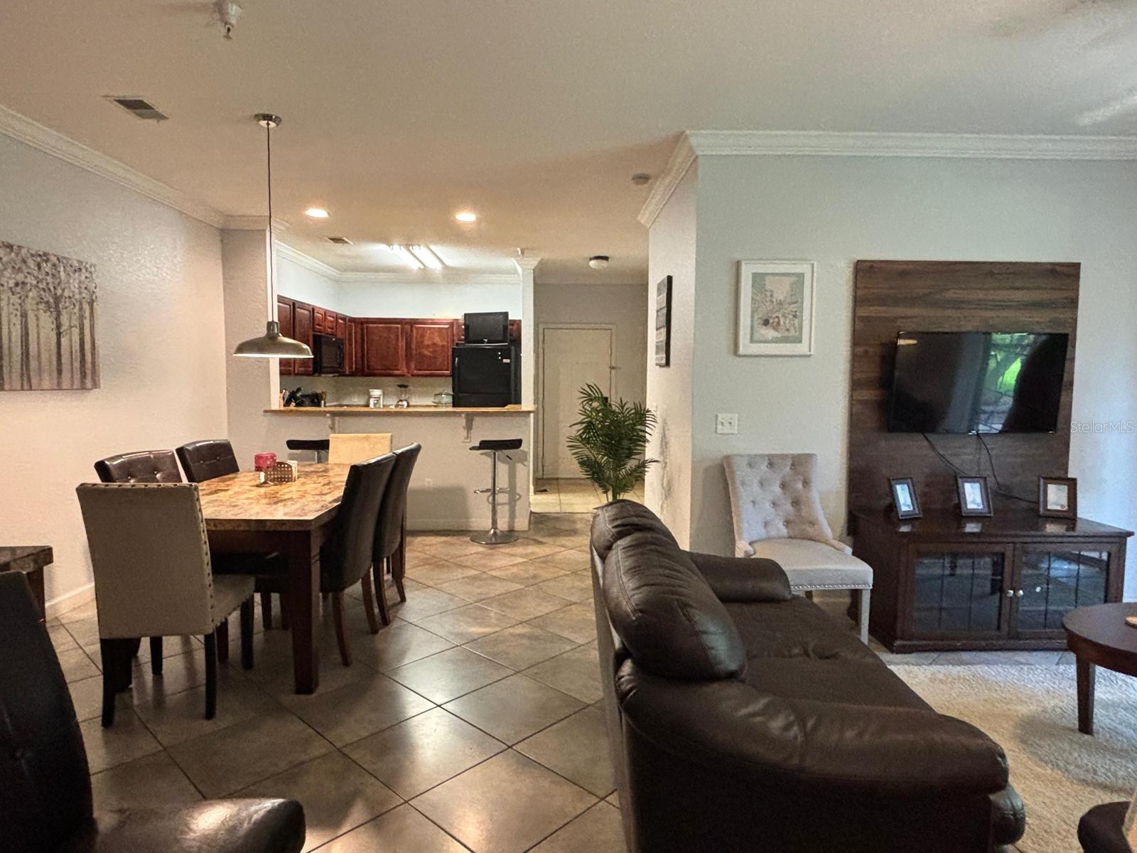 Image 26 of 30 For 8010 Tuscany Way 5105