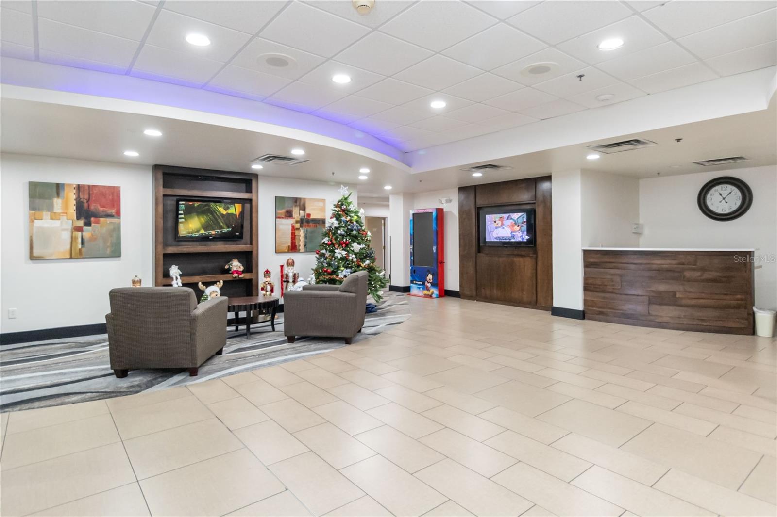 Image 19 of 24 For 7601 Canada Avenue 431