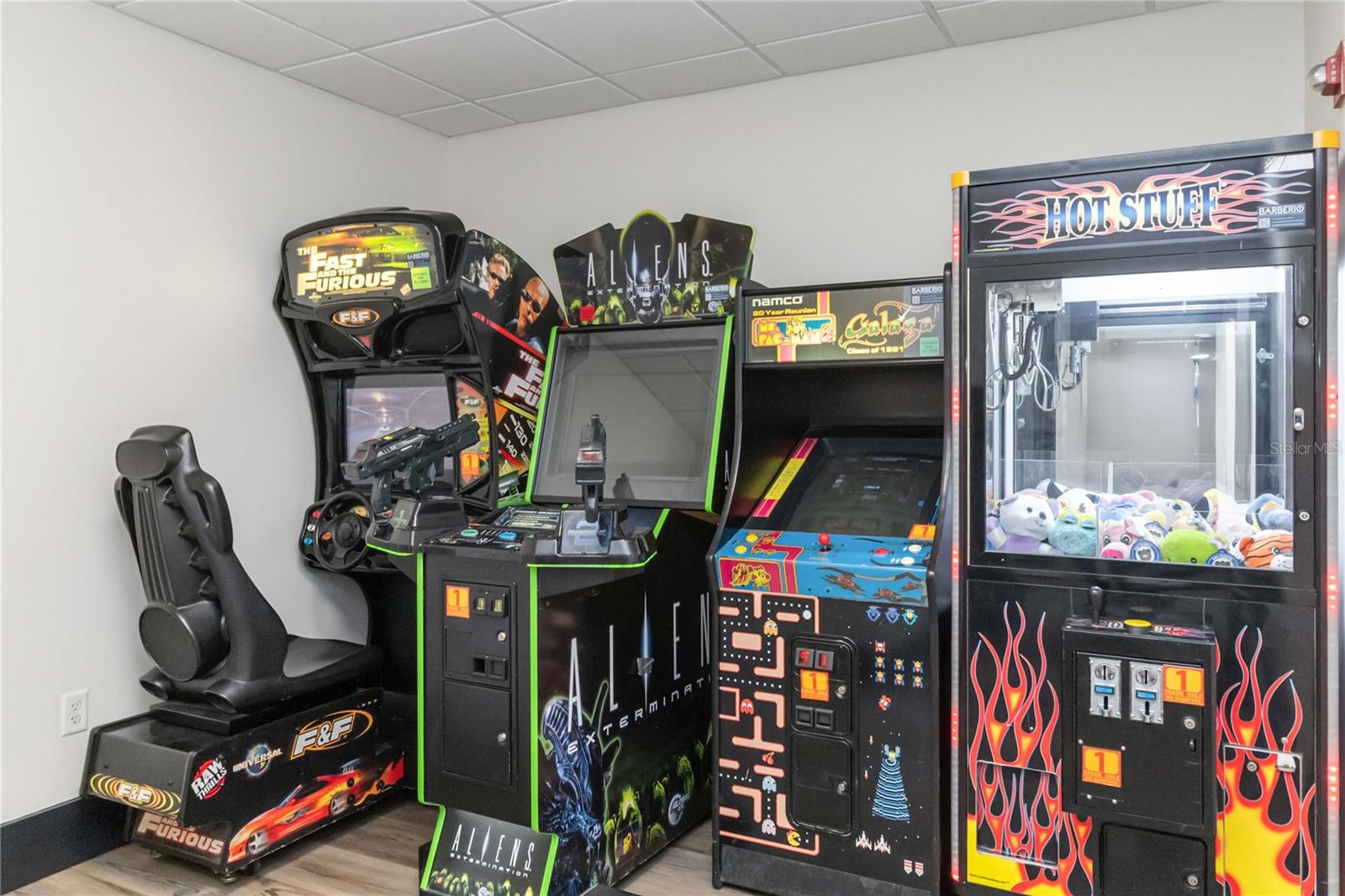 Image 22 of 24 For 7601 Canada Avenue 431