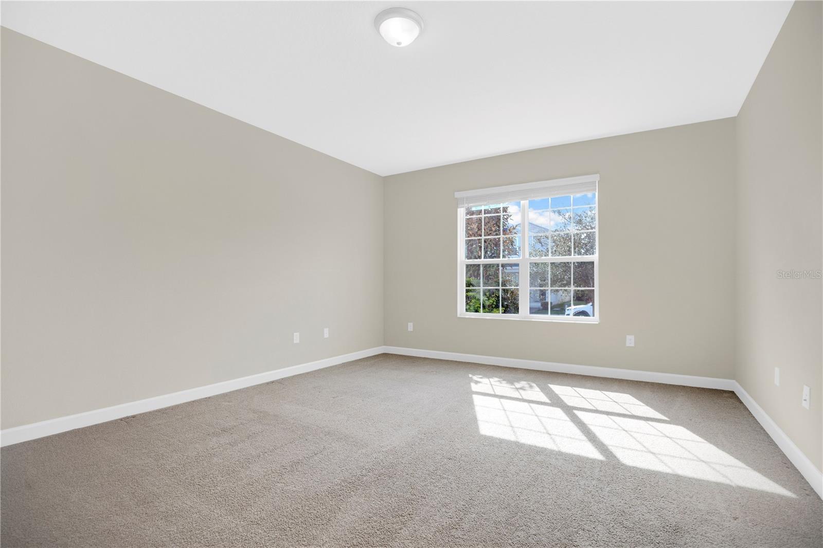 Image 12 of 45 For 11839 Charades Street