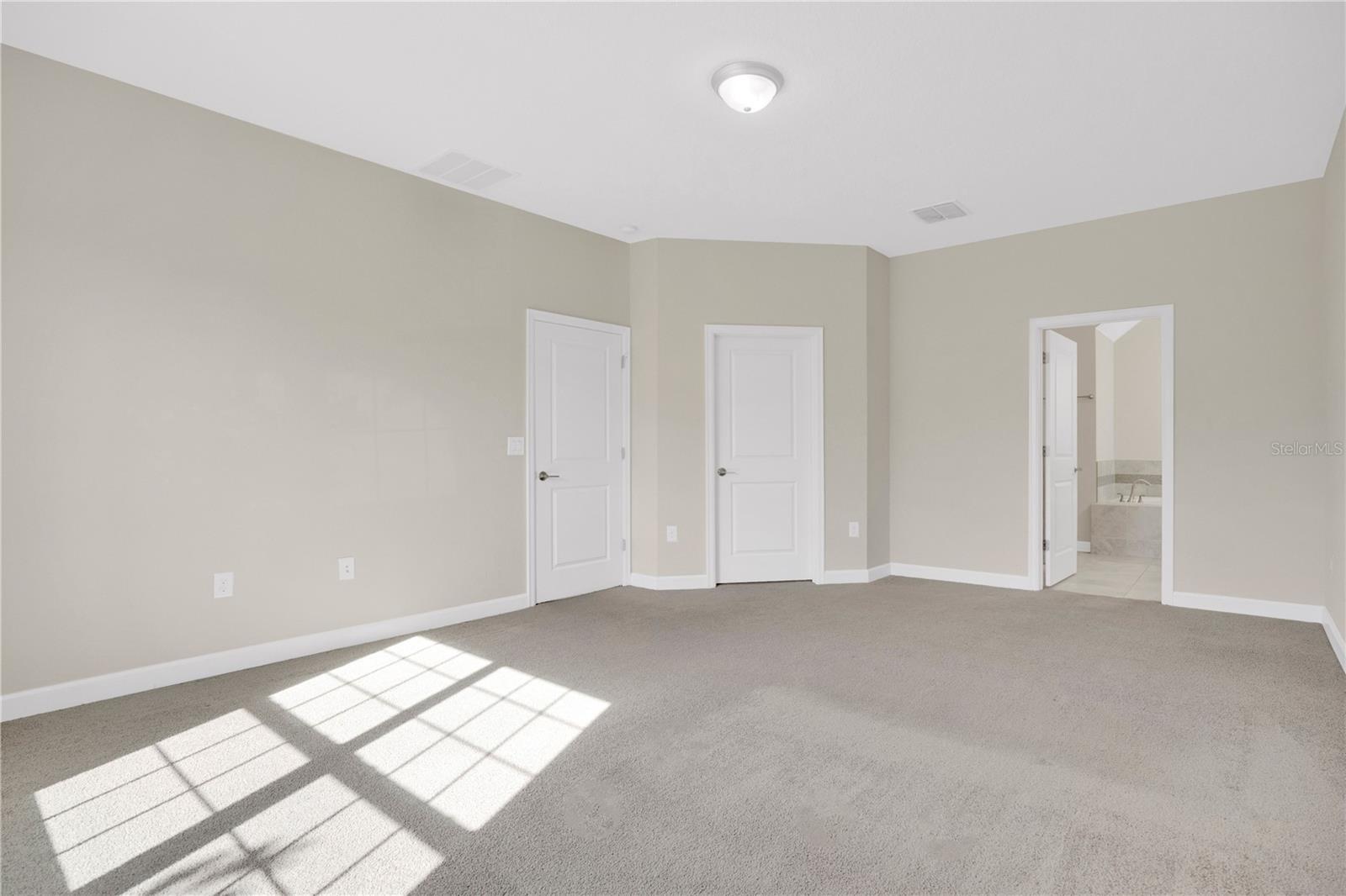 Image 14 of 45 For 11839 Charades Street