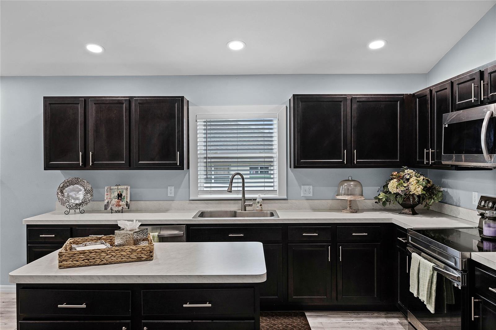 Image 6 of 26 For 10339 Castillo Court