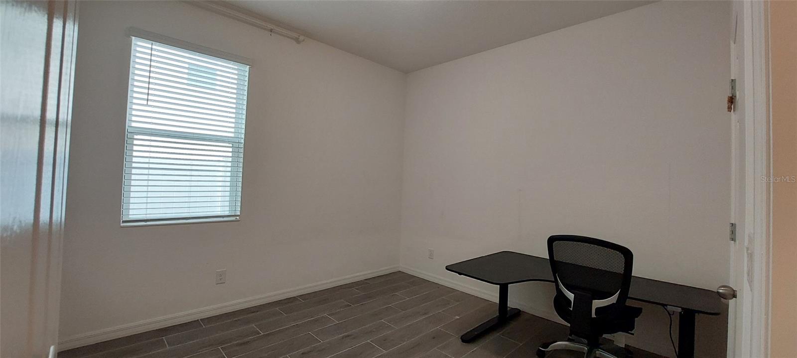 Image 20 of 26 For 1608 Sky Lakes Drive