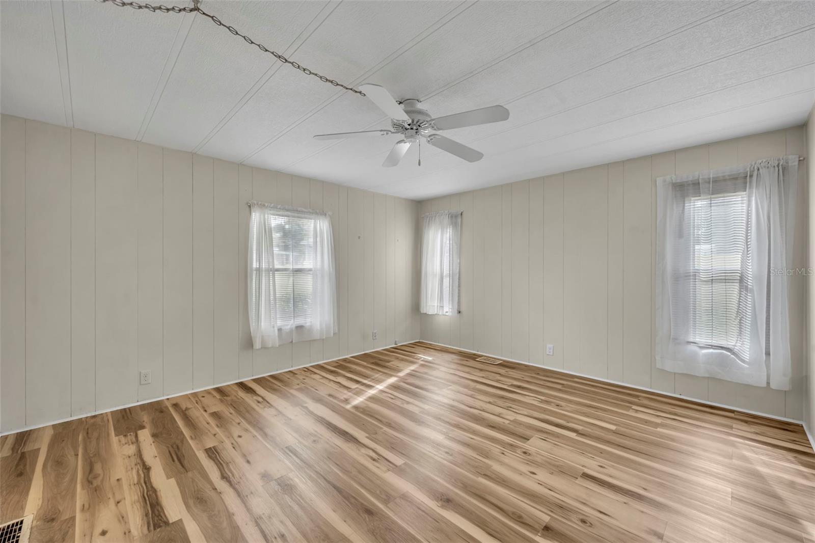 Image 14 of 29 For 3470 Banberry Circle 1786