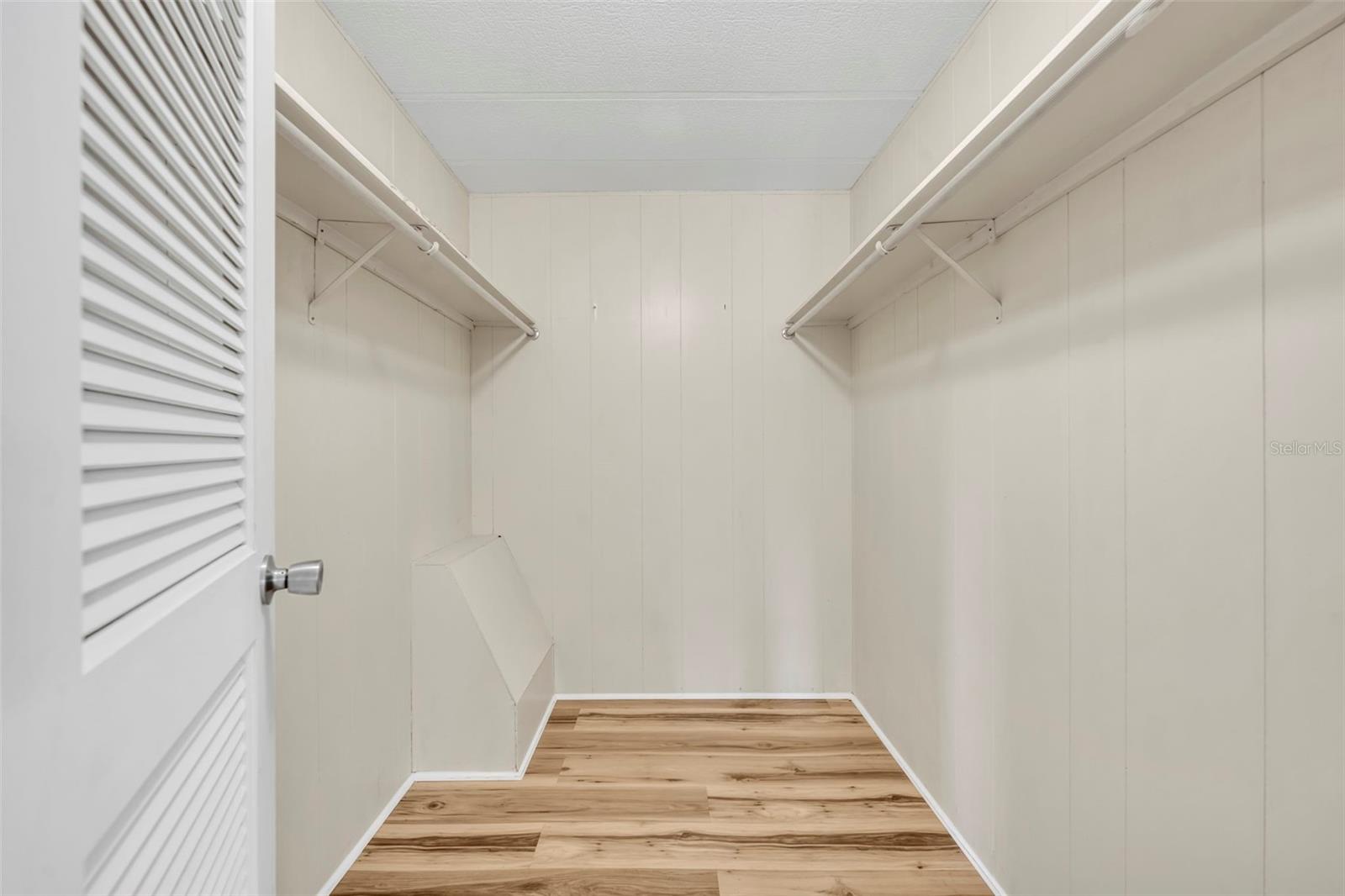 Image 17 of 29 For 3470 Banberry Circle 1786