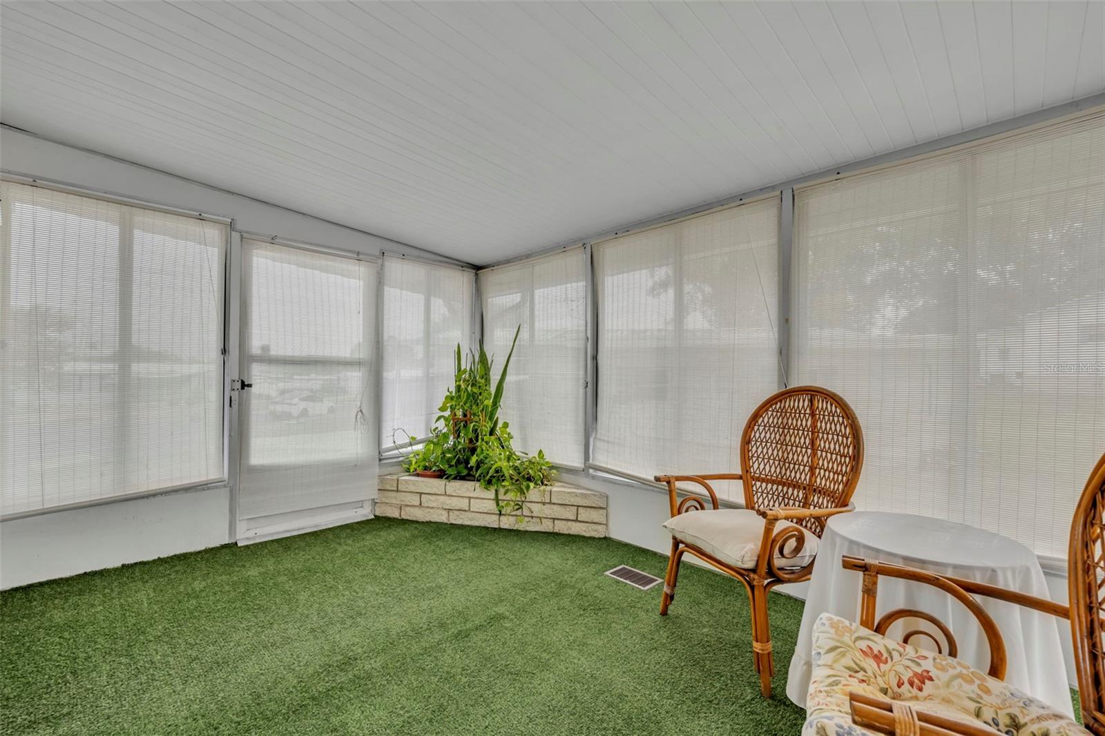 Image 22 of 29 For 3470 Banberry Circle 1786