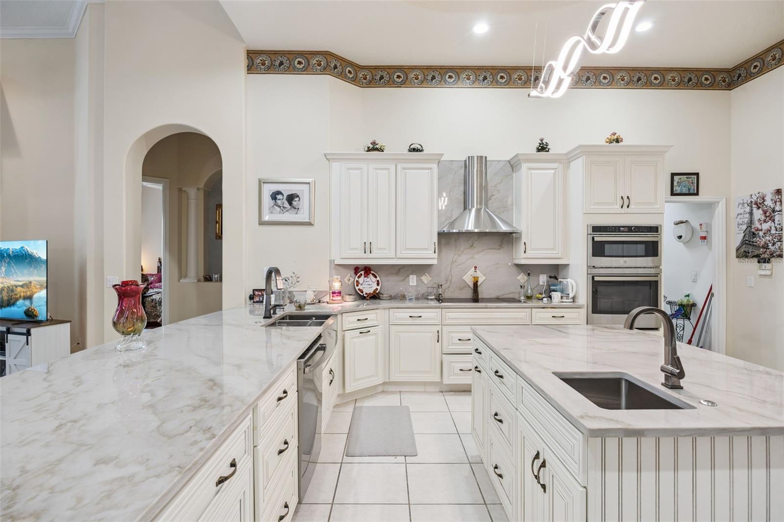 Image 33 of 72 For 8742 Southern Breeze Drive