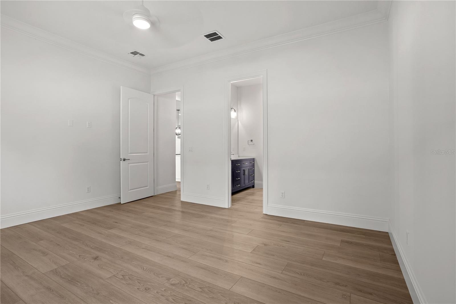 Image 21 of 63 For 531 Sanctuary Golf Place