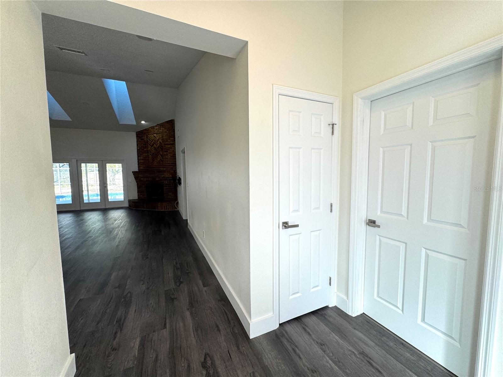 Image 16 of 43 For 9943 Bay Vista Estates Boulevard