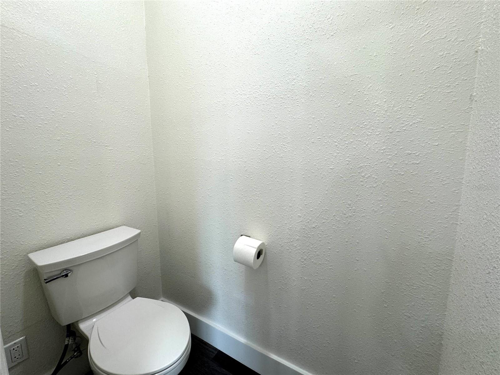 Image 28 of 43 For 9943 Bay Vista Estates Boulevard