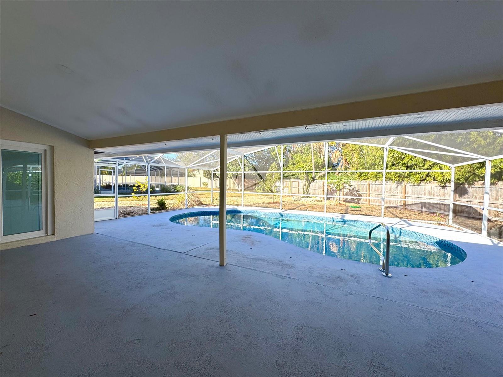 Image 40 of 43 For 9943 Bay Vista Estates Boulevard