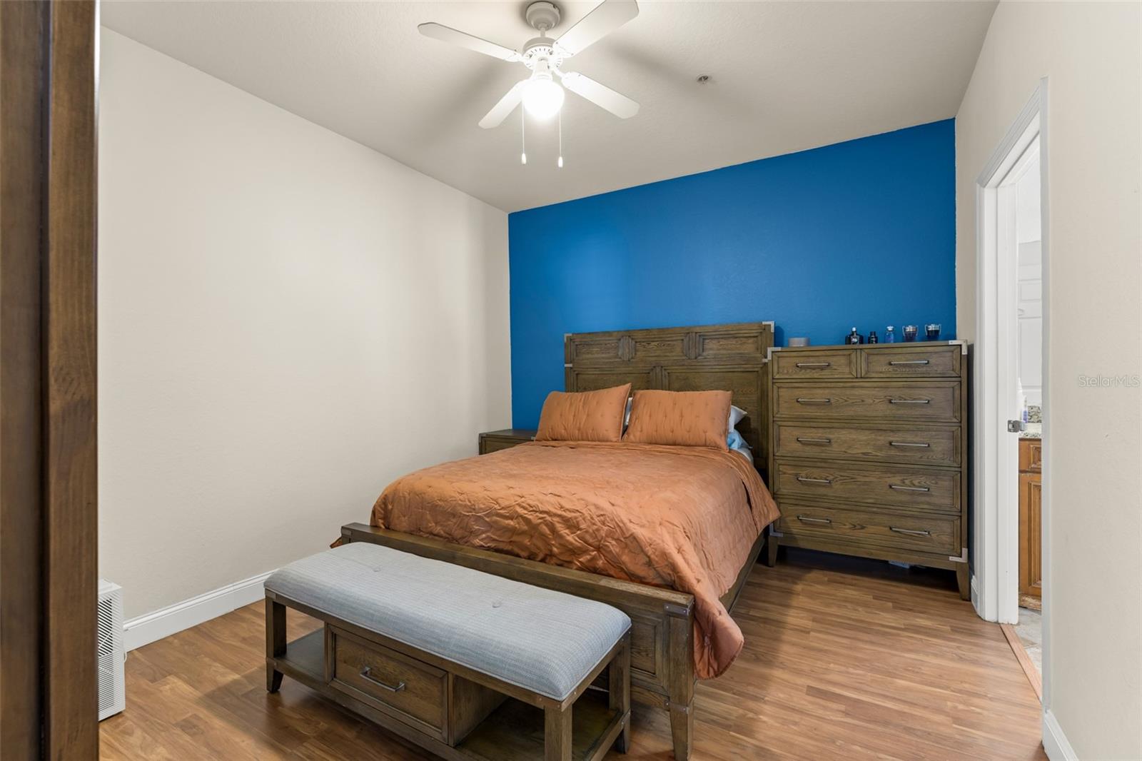 Image 3 of 20 For 5055 City Street 1626