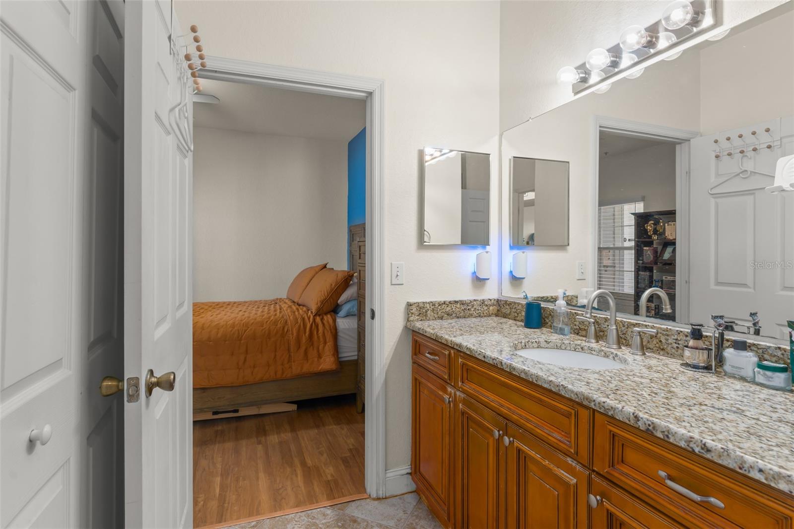 Image 7 of 20 For 5055 City Street 1626