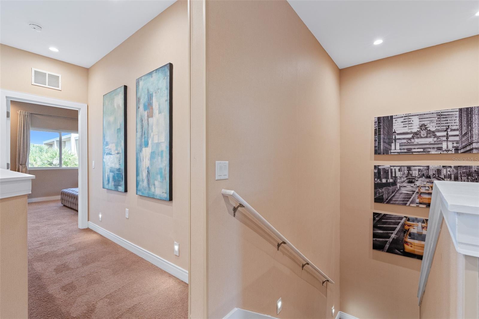 Image 20 of 49 For 7457 Bleecker Lane