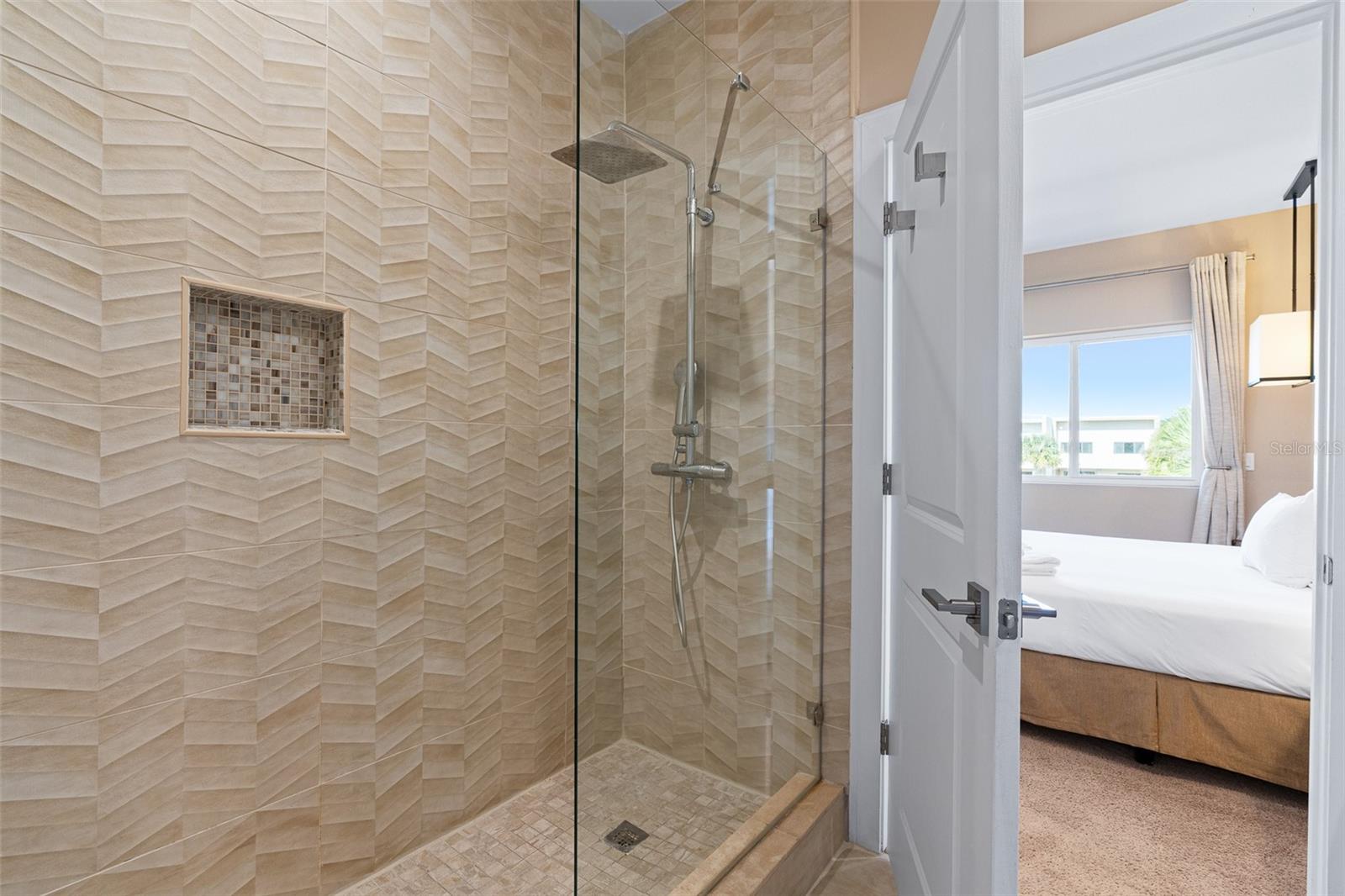 Image 22 of 49 For 7457 Bleecker Lane