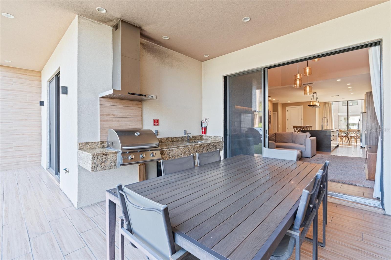 Image 39 of 49 For 7457 Bleecker Lane